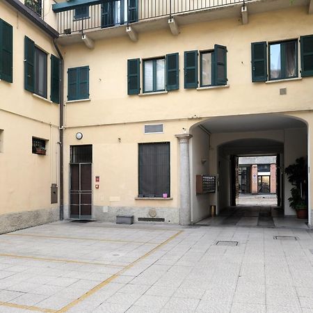 Comecasa Bright Terraced Apartment In Porta Romana Vicino Clinica Mangiagalli Milan Extérieur photo